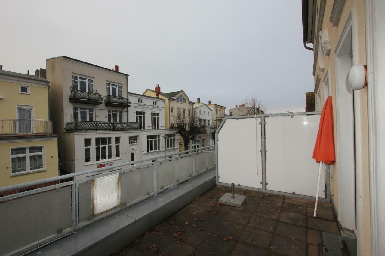 Ferienwohnung In Warnemuende, Friedrich-Franz-Strasse 11 罗斯托克 外观 照片