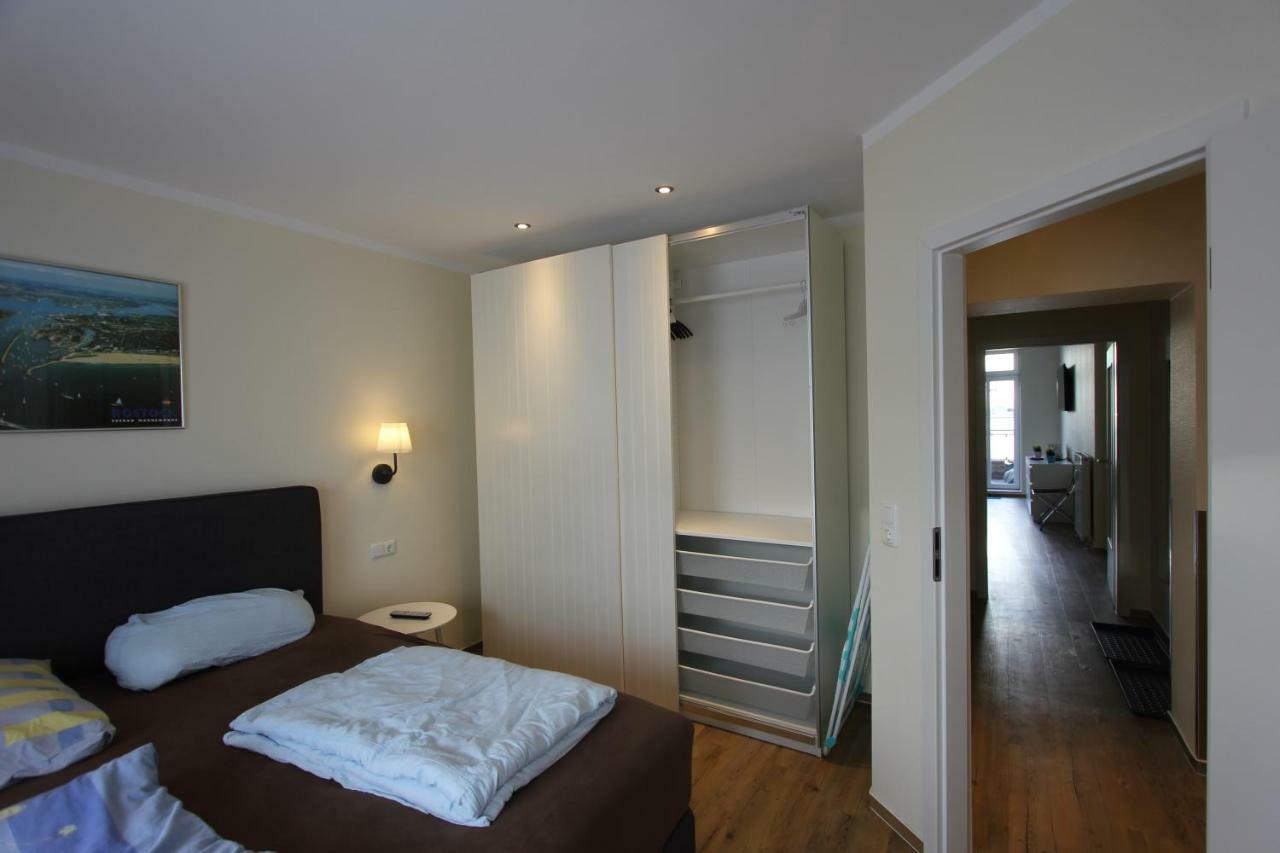Ferienwohnung In Warnemuende, Friedrich-Franz-Strasse 11 罗斯托克 外观 照片