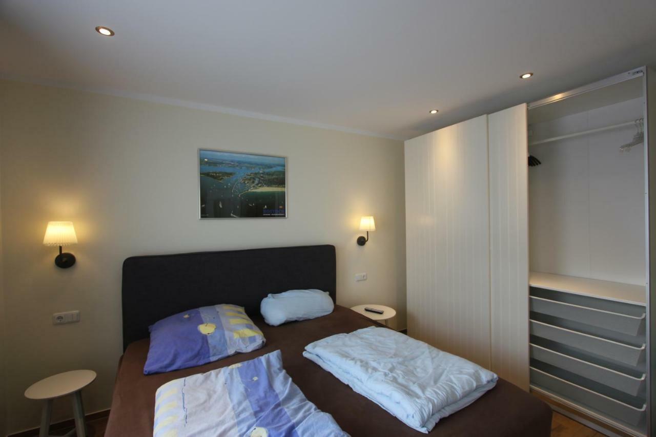 Ferienwohnung In Warnemuende, Friedrich-Franz-Strasse 11 罗斯托克 外观 照片