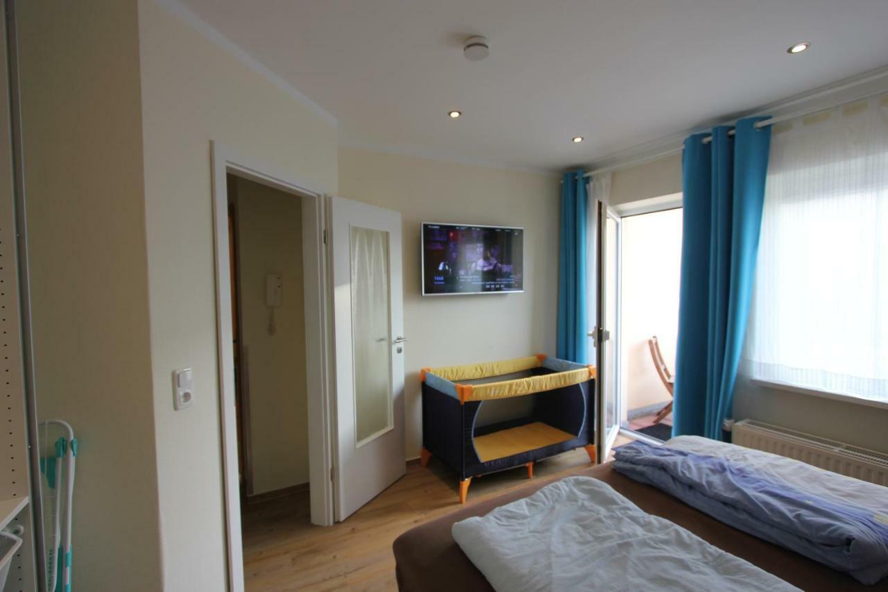 Ferienwohnung In Warnemuende, Friedrich-Franz-Strasse 11 罗斯托克 外观 照片