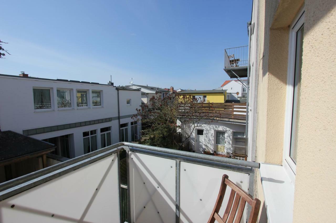 Ferienwohnung In Warnemuende, Friedrich-Franz-Strasse 11 罗斯托克 外观 照片