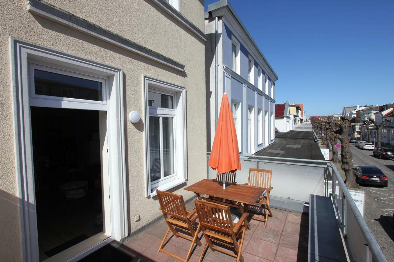 Ferienwohnung In Warnemuende, Friedrich-Franz-Strasse 11 罗斯托克 外观 照片