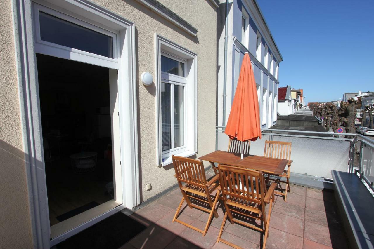 Ferienwohnung In Warnemuende, Friedrich-Franz-Strasse 11 罗斯托克 外观 照片
